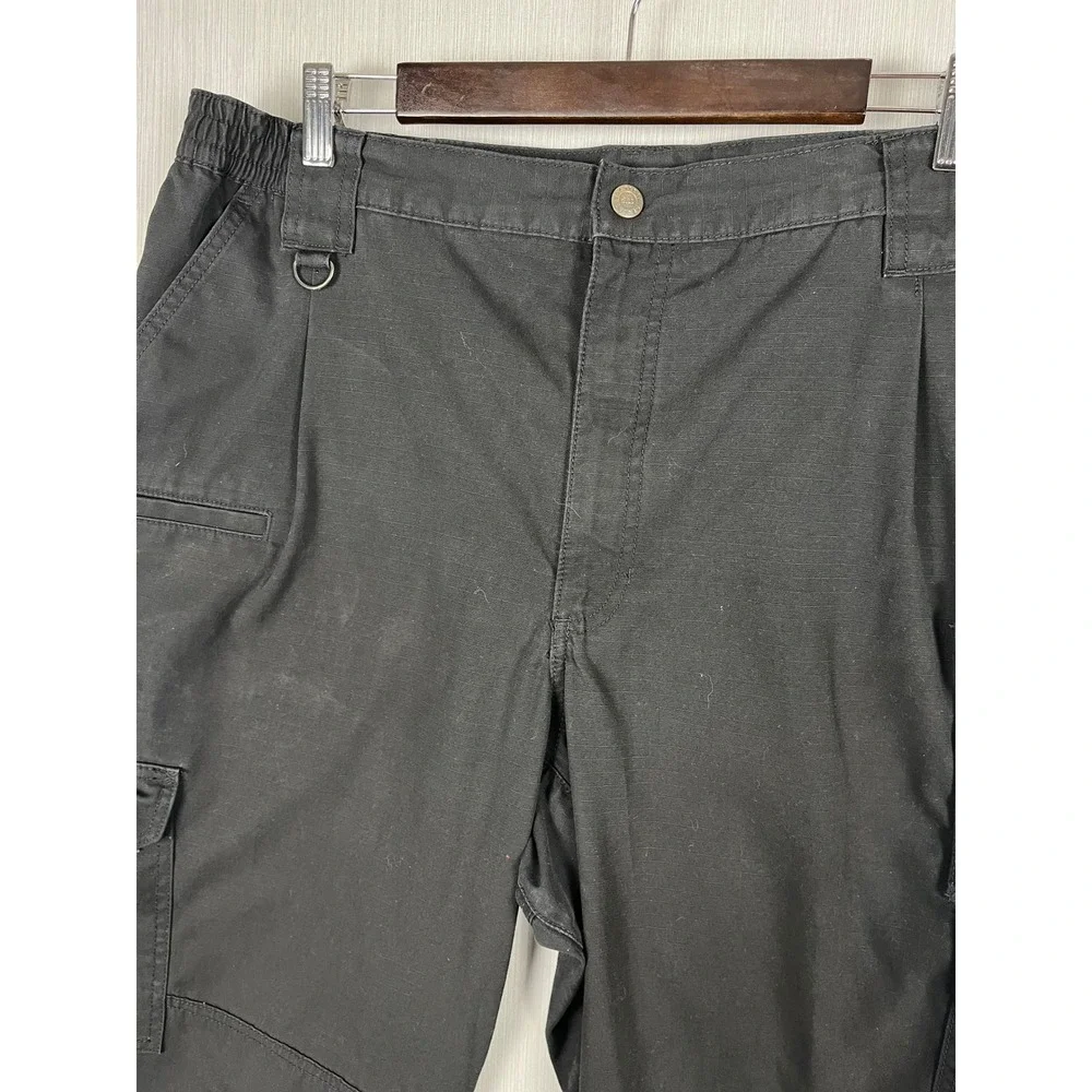5.11 Tactical Series Cargo Pants Mens 40x30 Black Ripstop Utility Rugged